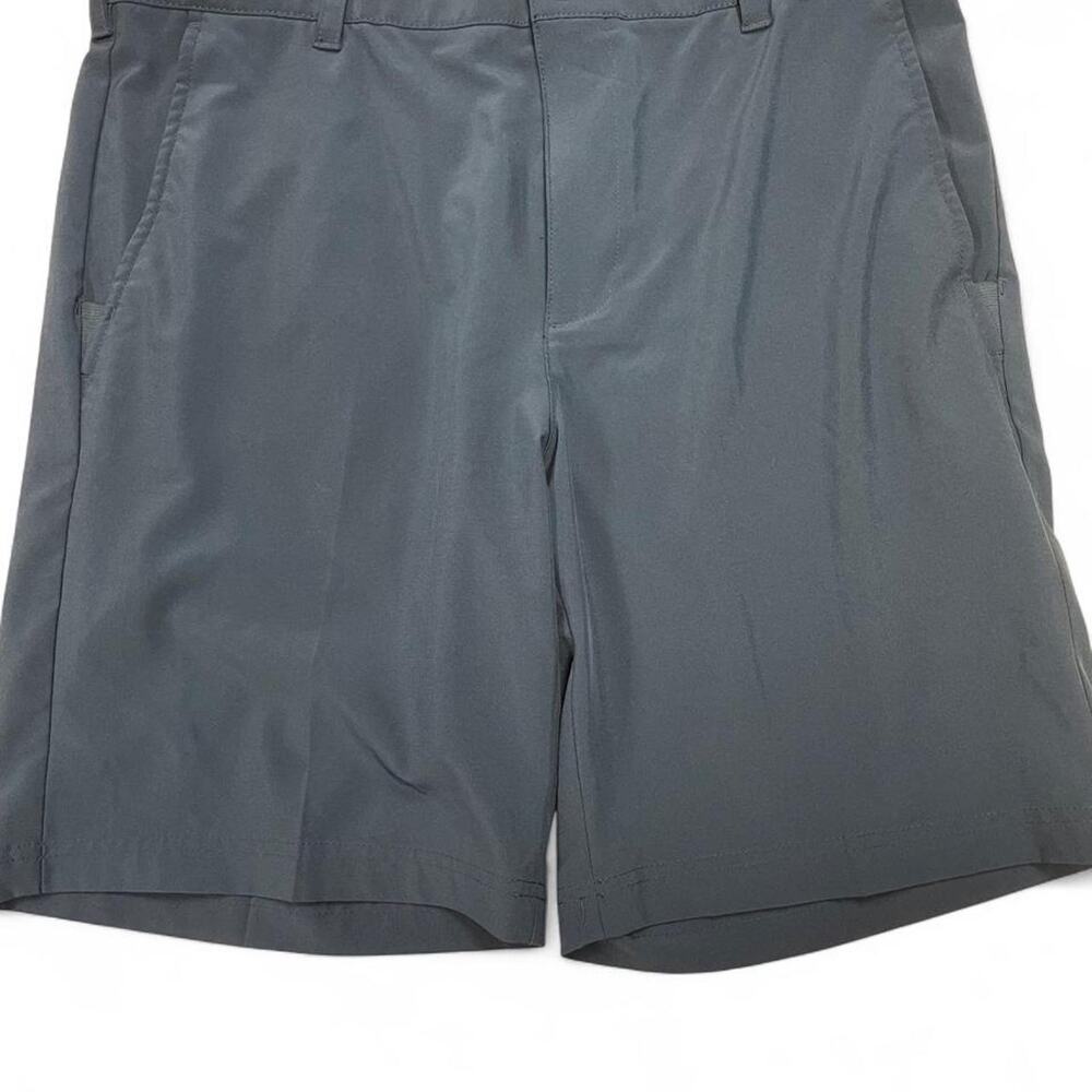 A.Izod golf blue shorts